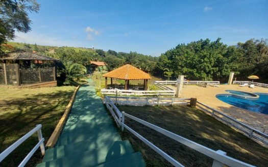 Hotel em Herdade com 196.000 m² em Minas Gerais, Brasil | Expansão em Curso | Ativo Rentável