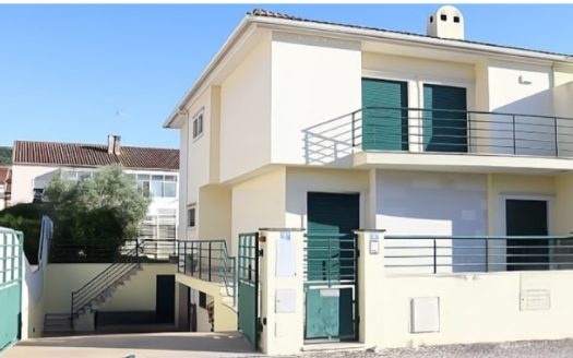 Moradia V6 com Garagem e Jardim em Vialonga | Design Exclusivo | Vila Franca de Xira