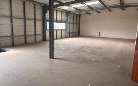 Armazém Comercial de 2 Pisos no Patriota, Talatona | Luanda, Angola