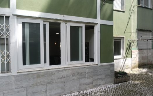 Apartamento T2 Totalmente Remodelado em Benfica | Próximo do Colombo – Lisboa